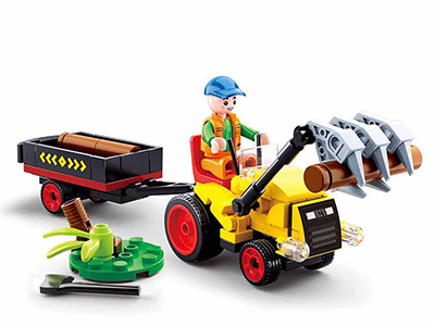 M38-B0777 Sluban Tractor with Logs